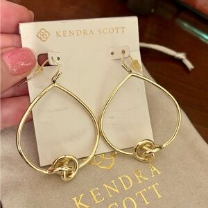 Kendra Scott Gold Twisted Hoop Earrings
